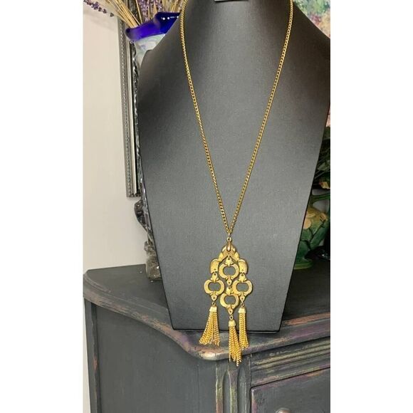 JJ Gorgeous Textured Gold Necklace with Tassels, Vintage - Picture 2 of 4